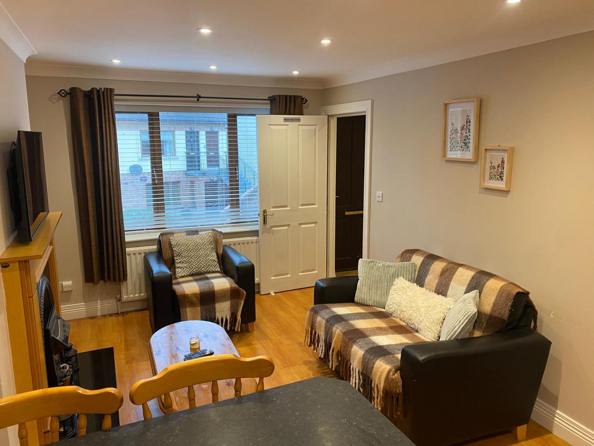 2 Bed Cosy Apartment In Heart Of Mullingar. Exterior foto